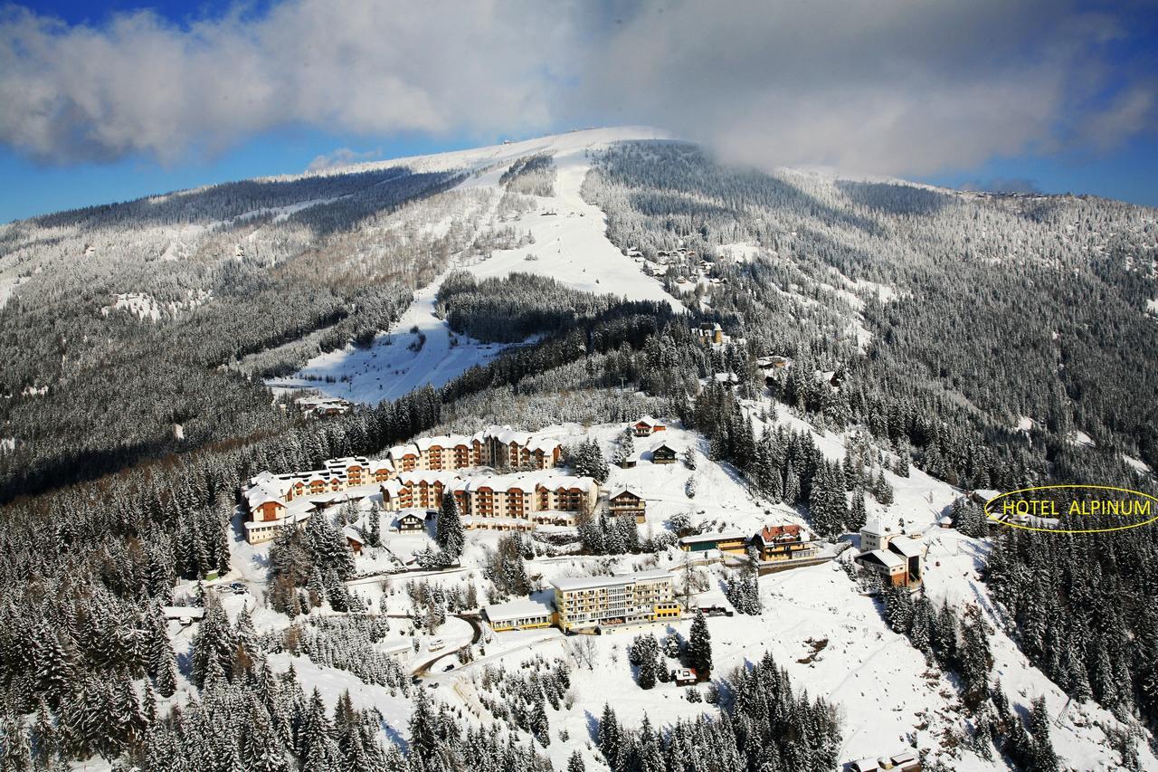 تريفن Hotel Alpinum المظهر الخارجي الصورة