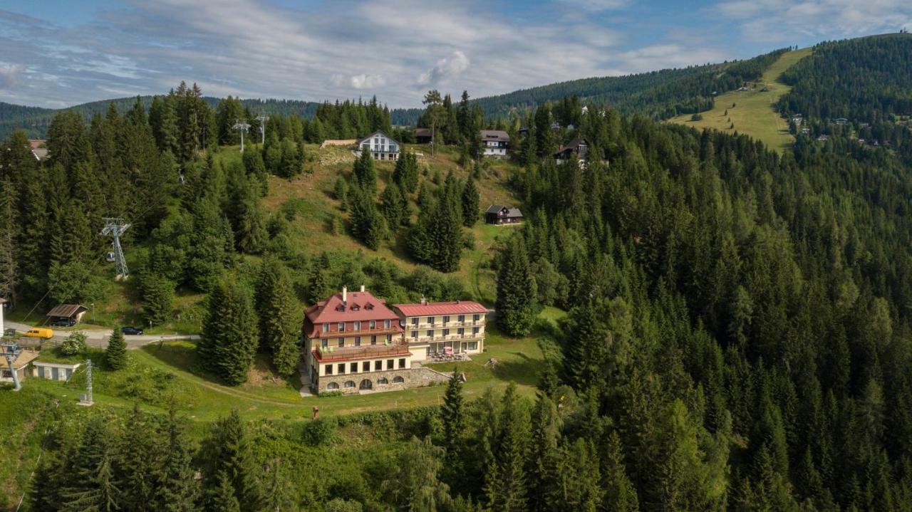 تريفن Hotel Alpinum المظهر الخارجي الصورة